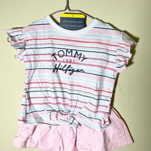 Sz 5 Tommy Hilfiger 2 pc shorts and tshirt set